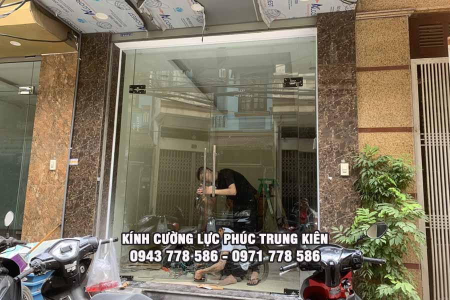 kính cường lực chống tia uv